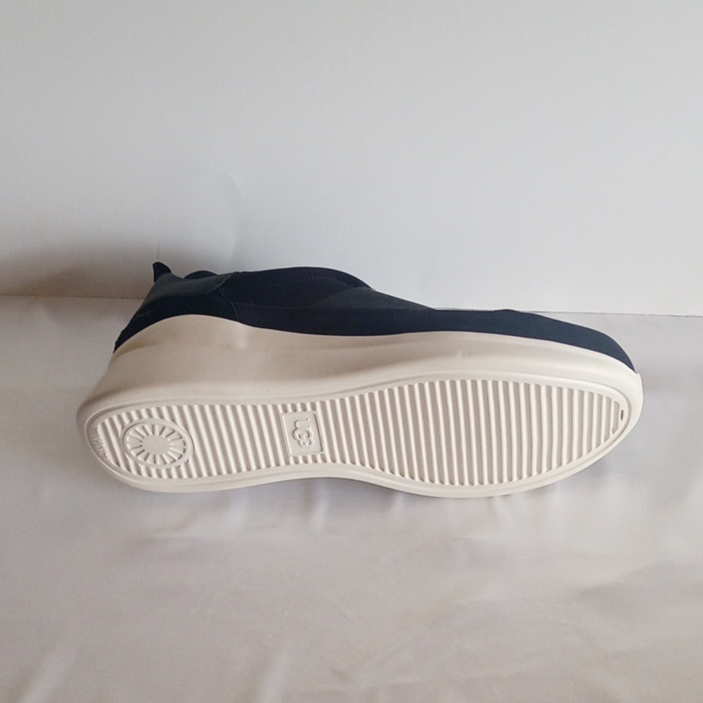 #UGGs - Picture 2 of 2